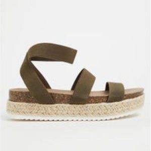 Torrid Olive Green  Flat Form Sandals size 10